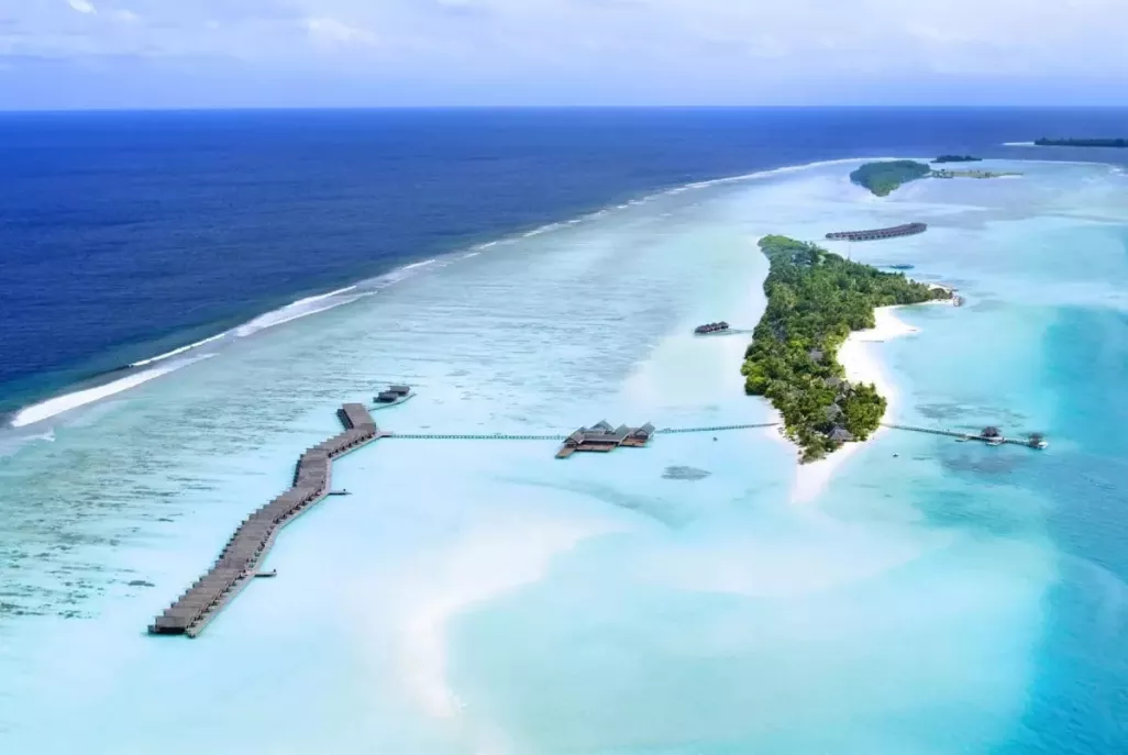 LUX SOUTH ARI ATOLL