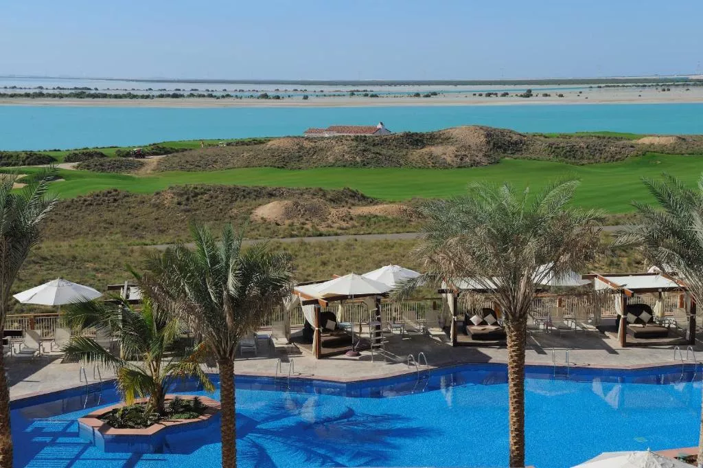 Radisson Blu Hotel Abu Dhabi Yas Island