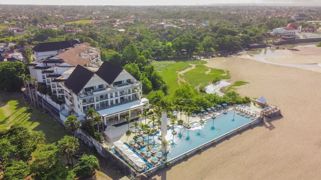 Lv8 Resort Hotel