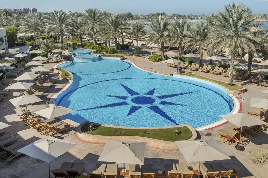 Radisson Blu Hotel & Resort Abu Dhabi Corniche (ex.Hilton Ab