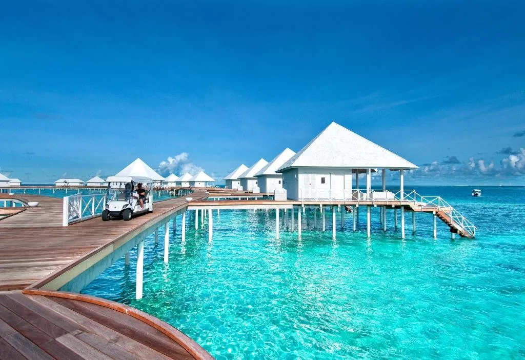 DIAMONDS THUDUFUSHI