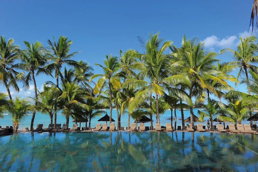 Mauricia Beachcomber Resort & Spa 