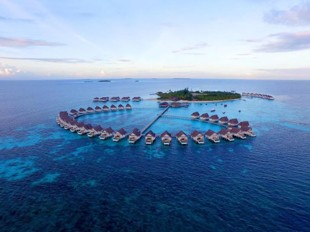 CENTARA GRAND ISLAND RESORT& SPA MALDIVES