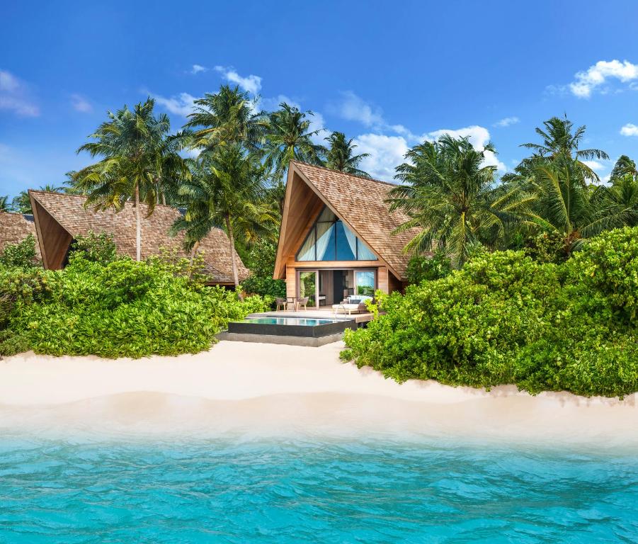 THE ST. REGIS MALDIVES VOMMULI RESORT