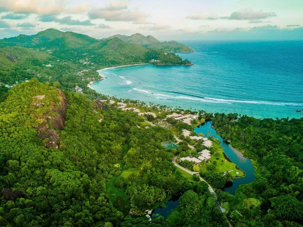 Kempinski Seychelles Resort 